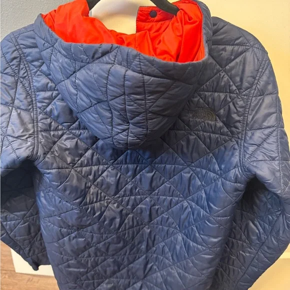 The North Face - boys snap front puffer jacket: Size Medium 10-12